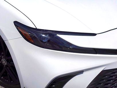 Used 2025 Toyota Camry SE w/ Convenience Package