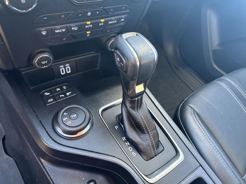 Used 2021 Ford Ranger Lariat w/ Equipment Group 501A High image 29