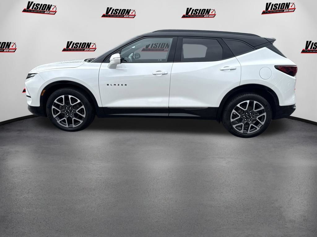 Used 2023 Chevrolet Blazer RS w/ Enhanced Convenience Package AWD/4WD image 9