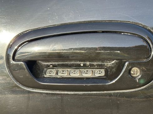 Used 2002 Ford F150 Harley-Davidson RWD image 20