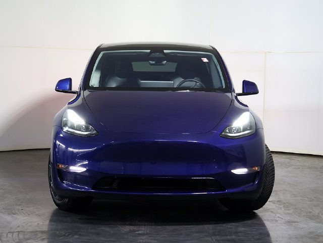 Used 2024 Tesla Model Y Long Range AWD/4WD image 9