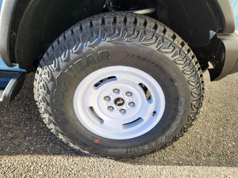 New 2025 Ford Bronco Heritage Edition image 19