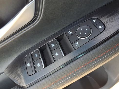 New 2026 Nissan Kicks SR w/ SR Premium Package image 18