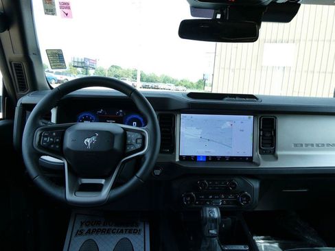 New 2026 Ford Bronco Outer Banks AWD/4WD image 15