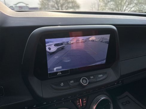 Used 2024 Chevrolet Camaro LT w/ Technology Package image 17