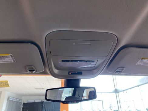 Used 2018 Chevrolet Colorado LT w/ LT Convenience Package image 14