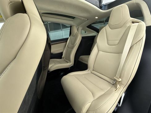 Used 2016 Tesla Model X 90D image 29