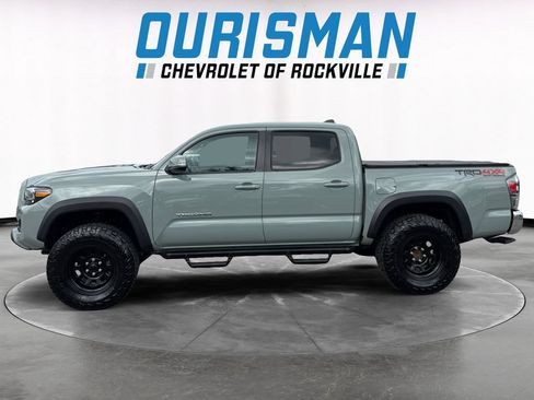 Used 2023 Toyota Tacoma TRD Off-Road AWD/4WD image 3