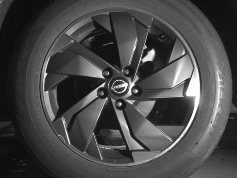 Used 2025 Nissan Rogue SV FWD image 14