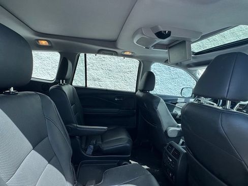 Used 2021 Honda Pilot Elite image 13