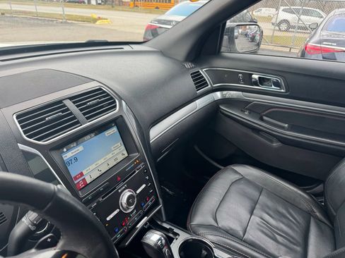 Used 2017 Ford Explorer Sport w/ Equipment Group 401A image 20