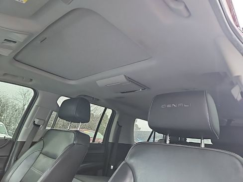 Used 2018 GMC Yukon XL Denali w/ Open Road Package image 17