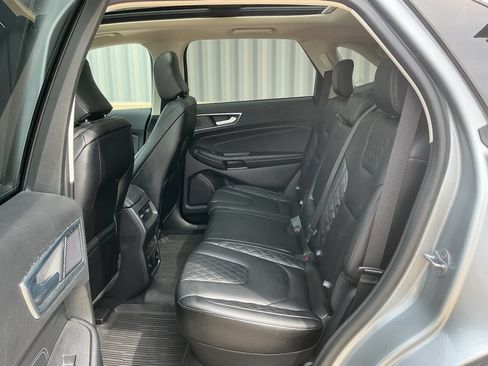 Used 2024 Ford Edge Titanium AWD/4WD image 17