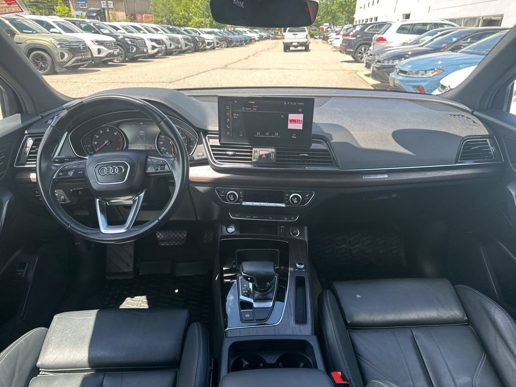 Used 2023 Audi Q5 2.0T Premium w/ Convenience Package AWD/4WD image 20