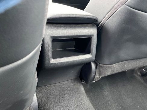 Used 2023 Toyota Camry SE FWD image 17