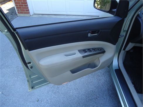 Used 2007 Toyota Prius Touring FWD image 10