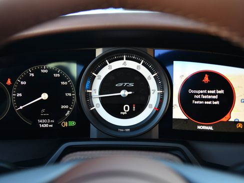 Certified 2024 Porsche 911 Carrera GTS image 15