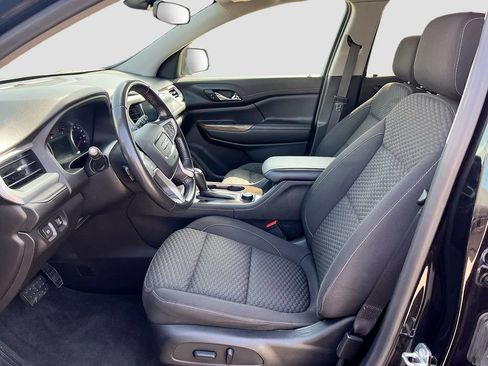 Used 2019 GMC Acadia SLE w/ LPO, Floor Liner Package FWD image 22