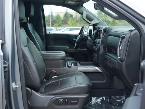 Used 2020 Chevrolet Silverado 1500 LTZ w/ LTZ Premium Package AWD/4WD image 11