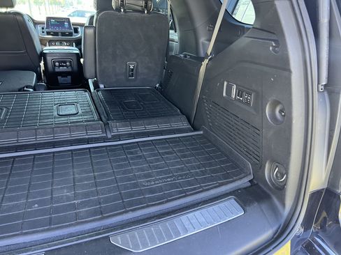 Used 2023 Chevrolet Tahoe Premier RWD image 37