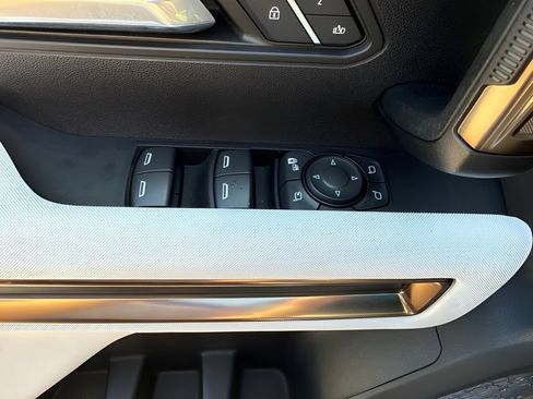 Used 2024 GMC Hummer EV 2X AWD/4WD image 31