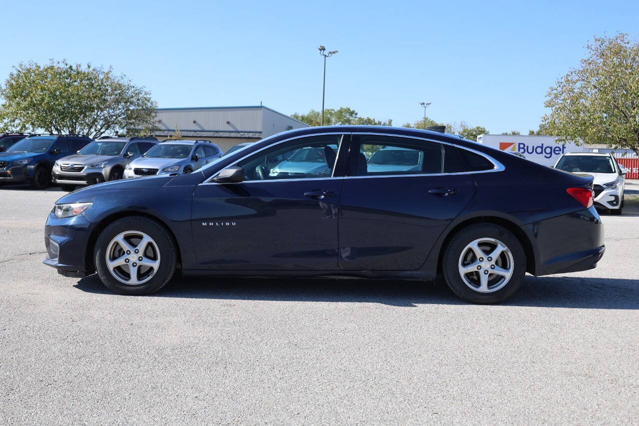 Used 2017 Chevrolet Malibu LS FWD image 8