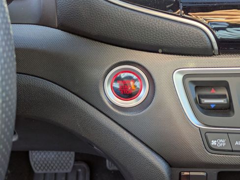 Used 2025 Honda Passport TrailSport image 21