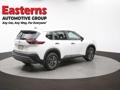 Used 2023 Nissan Rogue S AWD/4WD image 42