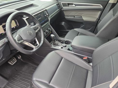 Used 2022 Volkswagen Atlas SEL R-Line image 20