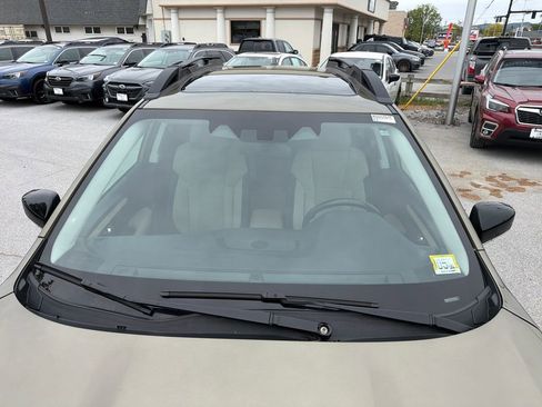 Certified 2024 Subaru Outback Premium AWD/4WD image 6