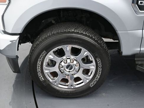 Used 2022 Ford F250 Lariat w/ Lariat Ultimate Package image 9