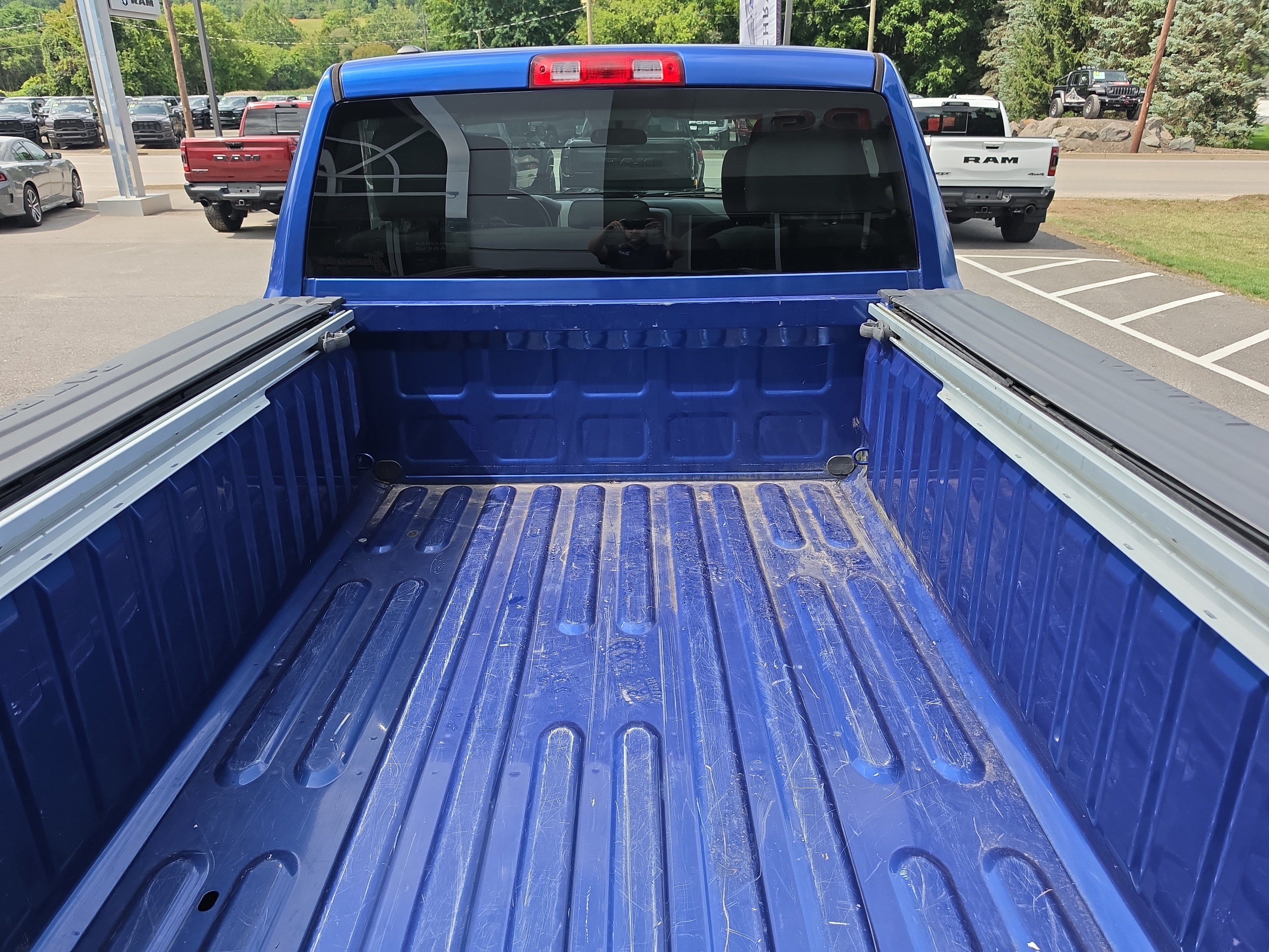 Used 2016 RAM 1500 Express AWD/4WD image 5