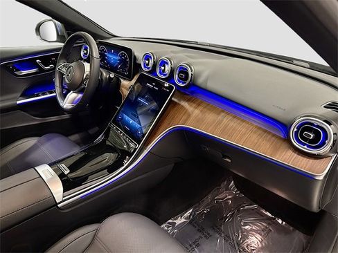 Certified 2025 Mercedes-Benz C 300 4MATIC Sedan image 31