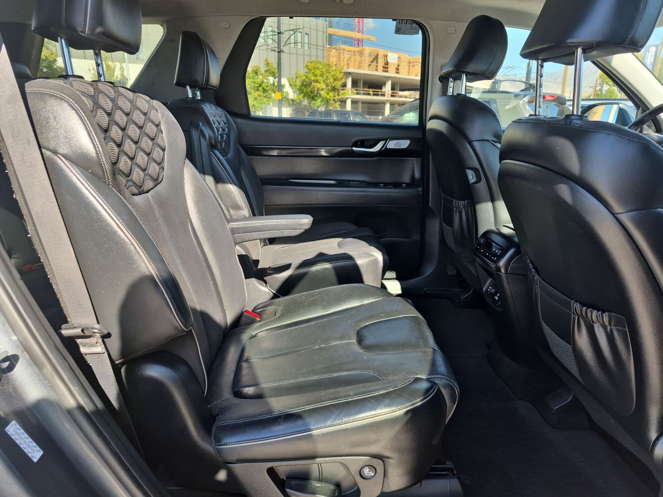 Used 2022 Hyundai Palisade Limited AWD/4WD image 30