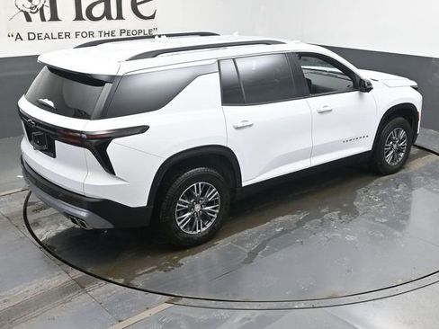 New 2026 Chevrolet Traverse LT w/ Driver Confidence Package image 19