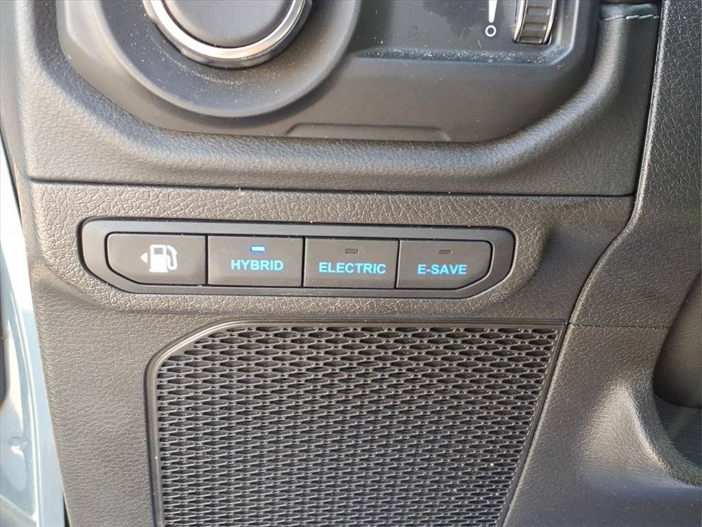 Certified 2024 Jeep Wrangler Unlimited Sahara AWD/4WD image 16