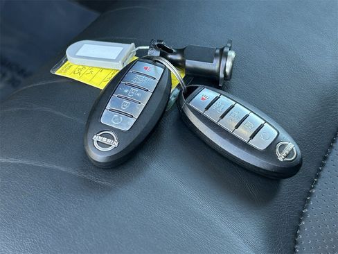 Certified 2024 Nissan Armada SL w/ Captain's Chairs Package image 37