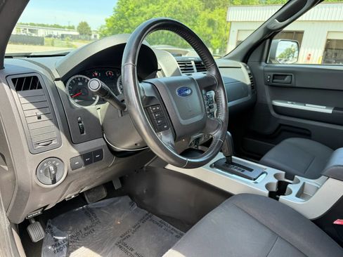 Used 2012 Ford Escape XLT image 17