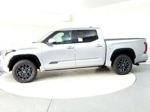 New 2026 Toyota Tundra Platinum AWD/4WD image 3