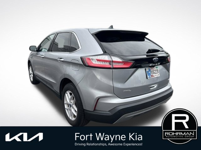 Used 2021 Ford Edge SEL AWD/4WD image 3