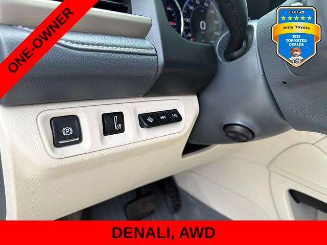 Used 2023 GMC Acadia Denali w/ Denali Ultimate Package AWD/4WD image 24