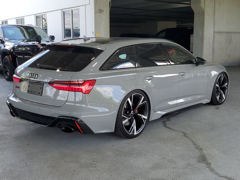 Used 2023 Audi RS 6 AWD/4WD image 2