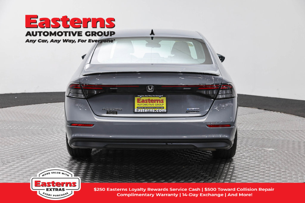Used 2023 Honda Accord Sport image 7