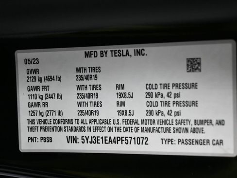 Used 2023 Tesla Model 3 Standard Range RWD image 6