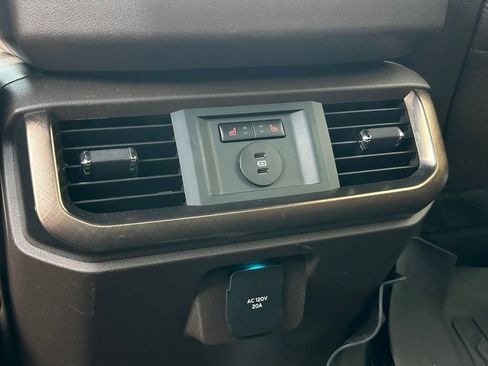Certified 2025 Ford F150 King Ranch AWD/4WD image 29