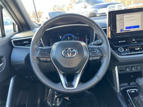 Used 2024 Toyota Corolla Cross XSE image 16