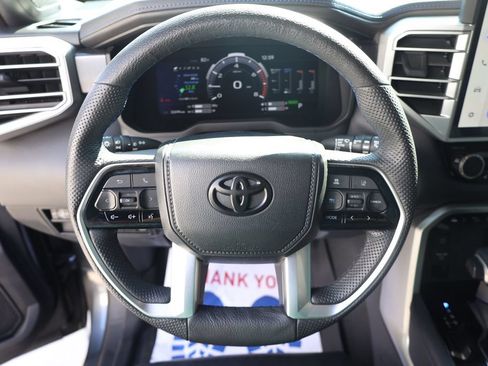 Used 2024 Toyota Sequoia Platinum AWD/4WD image 13