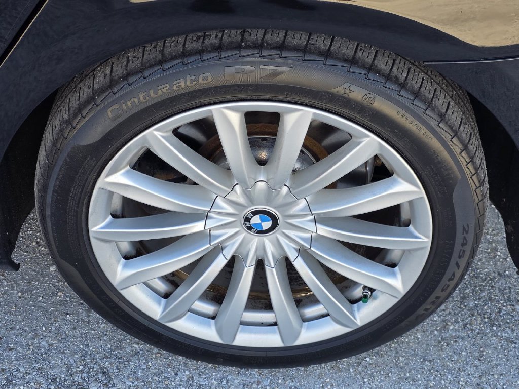 Used 2020 BMW 740i w/ Premium Package RWD image 42