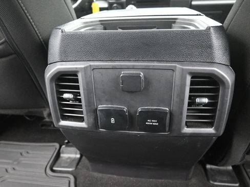 Used 2018 Ford F150 XLT w/ Equipment Group 302A Luxury AWD/4WD image 12