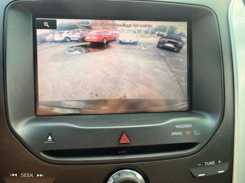 Used 2013 Ford Explorer XLT FWD image 14